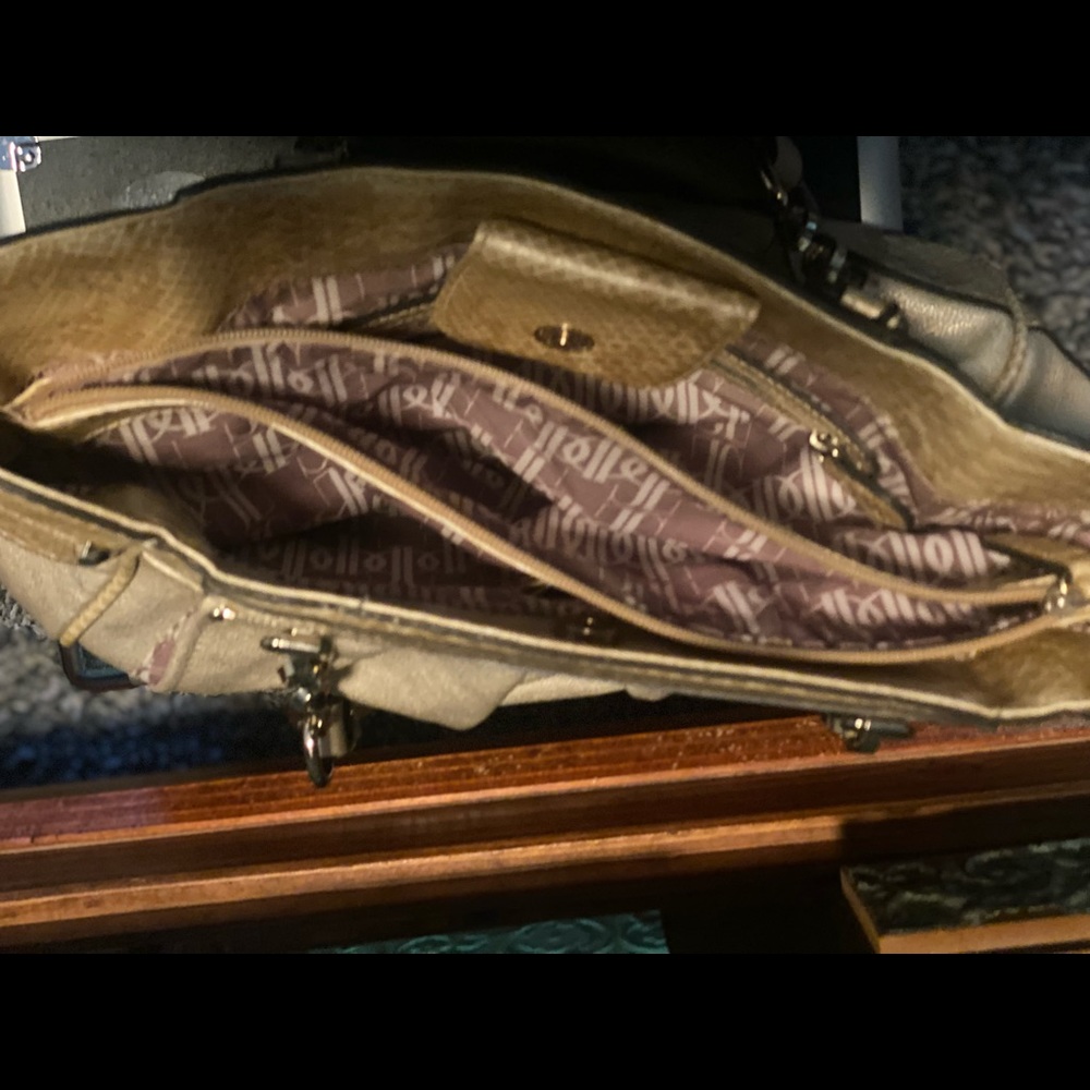 Handbag